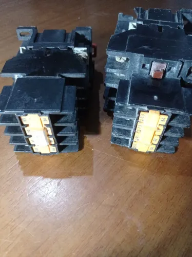 Kit de 2 contator de 40a /uma de16a telemecanique