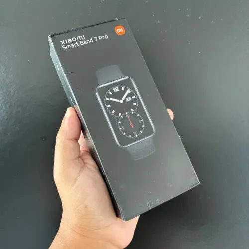 Mi Band 7 Pro Preta com GPS, tela AMOLED e Alexa Nova e Lacrada Pronta Entrega
