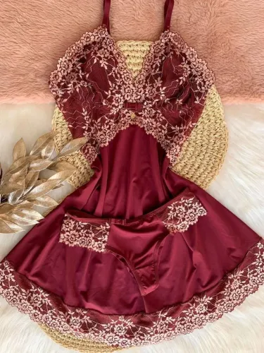 Camisola de renda vermelha - tamanho P