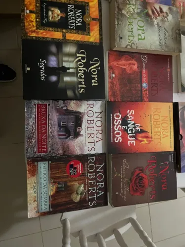 14 livros Coleção de Nora Roberts