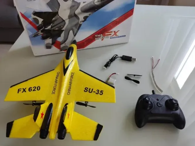 Avião de Controle Remoto The Minator Su-35