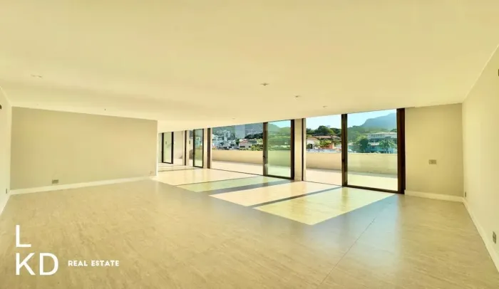 Cobertura linear com 460 m² no Leblon