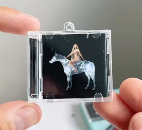 Mini CD Beyoncé (chaveiro)
