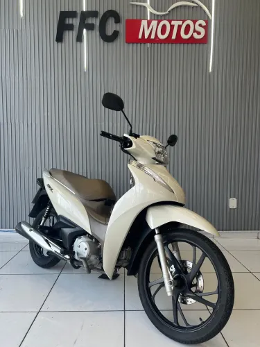 Bis 125 ex ano 2022 IPVA 2025 pago Faço Financiamento 