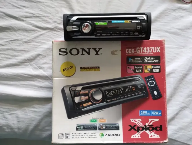 Som Automotivo Sony CDX-GT437UX na cachamorra
