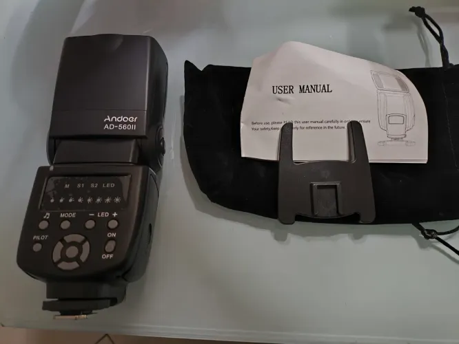 Flash Andoer AD-560II + acessórios