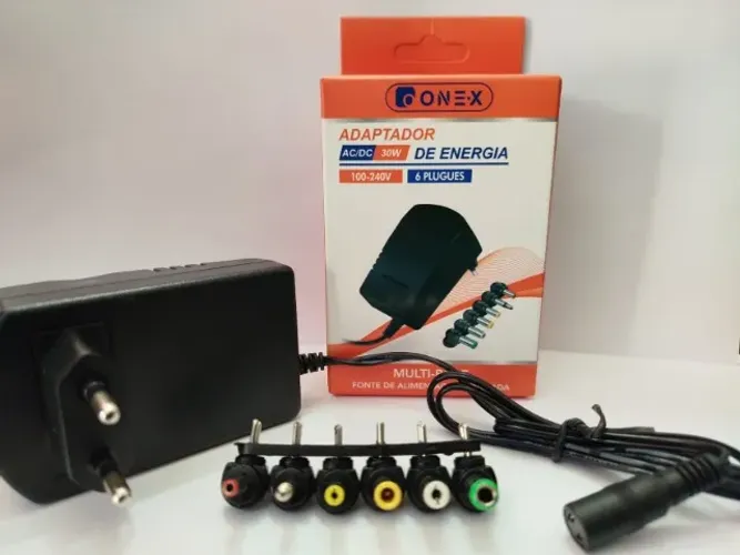 Fonte chaveada universal Onex 30W 6 plugs de 3v a 12V (Jk Eletrônicos- Atacado ou Varejo))
