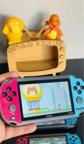 Vídeo game portátil com brinde 
