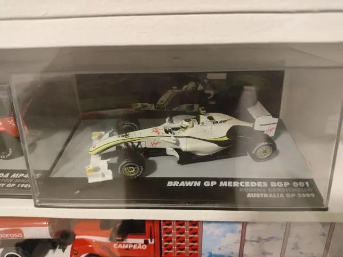 Miniatura Brawn GP Mercedes BGP 001 Rubens Barrichello Austrália GP 2009