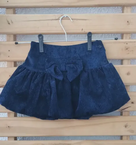 Saia de veludo infantil