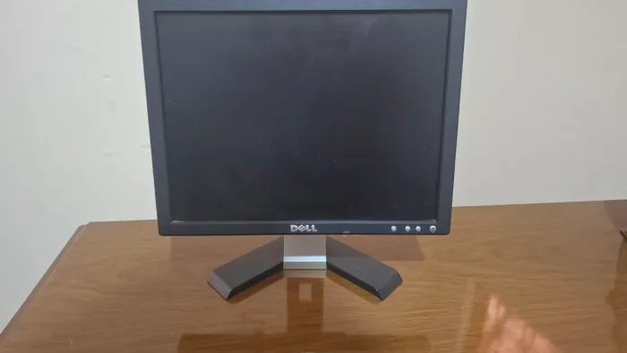 Monitor Dell 17 polegadas