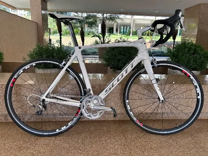 Bicicleta Speed Scott Foil 