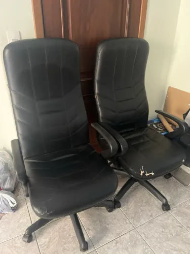 Cadeiras Escritório Gamer - Duas por 700, Uma por 500