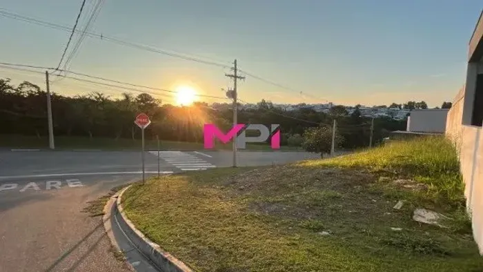 TERRENO A VENDA CONDOMÍNIO PHYTUS - ENTRE ITUPEVA E CABREUVA - SP.