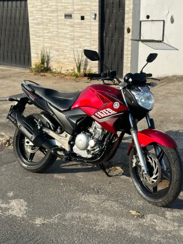 Vendo ou troco por XRE