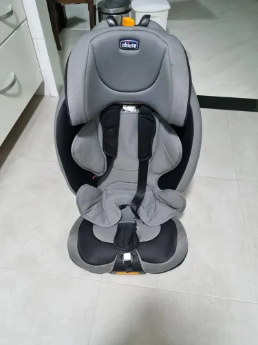 Cadeirinha Chicco até 32Kg
