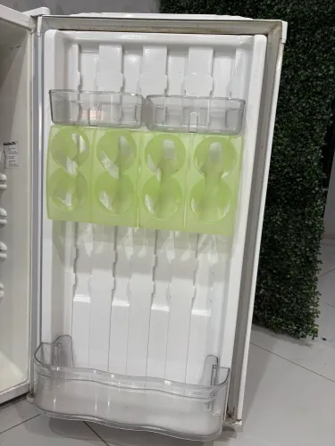 FRIGOBAR CÔNSUL 117L