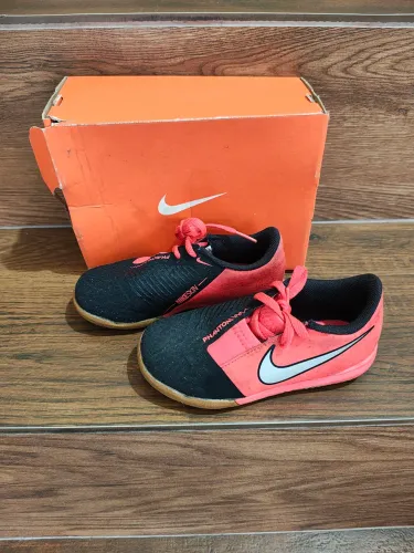 Chuteira Nike infantil