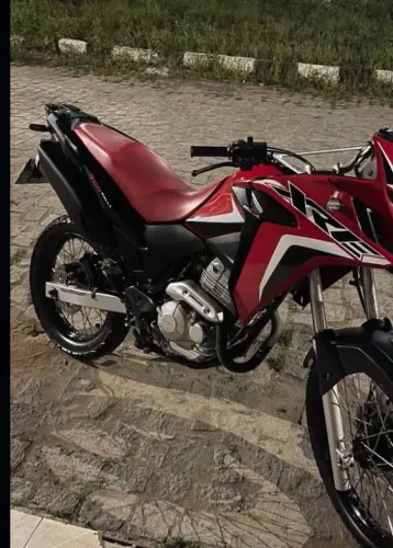 XRE 300 SUCATA
