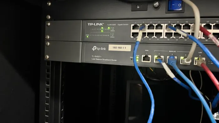 Switch Gigabit 24 Portas TL-SG1024D - 2734