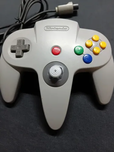 VENDO CONTROLES DE N64