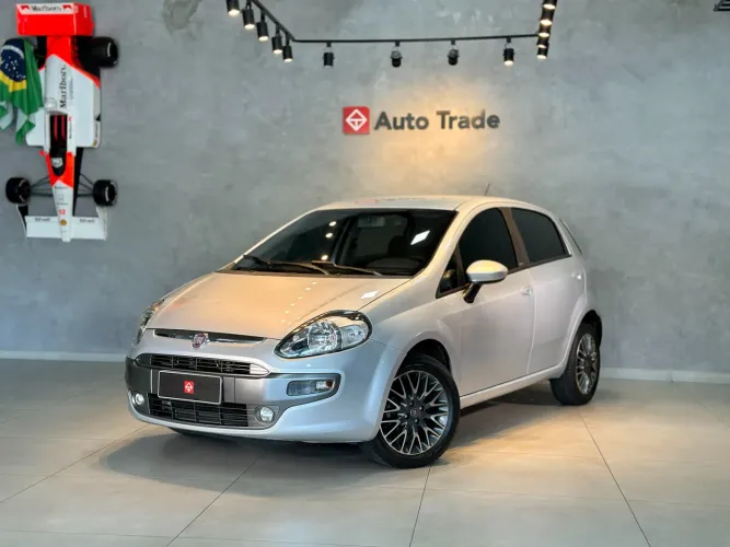 Fiat Punto Essence 1.6 Flex 16V 5P 2013