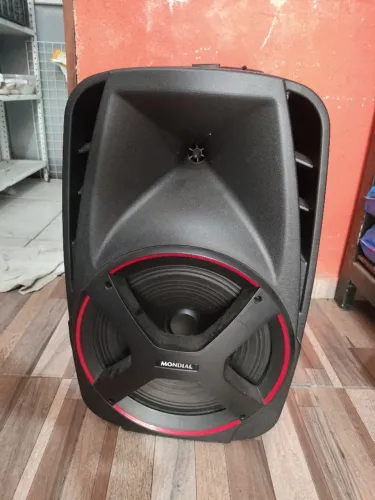 Caixa de som Mondial 550w