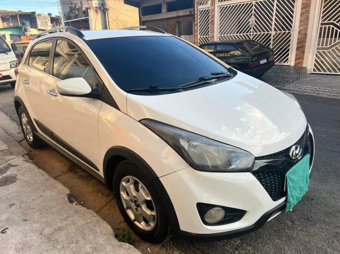 Hyundai HB20X Premium 1.6 Flex 16V Aut. 2015