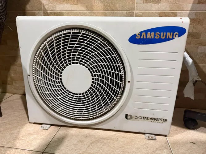 Ar condicionado 