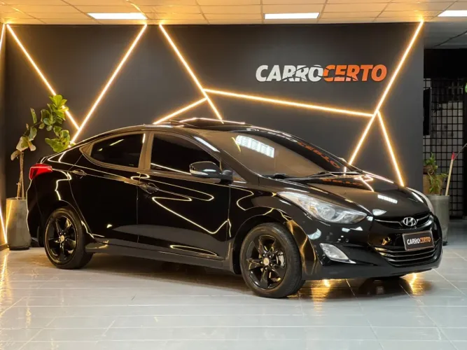 Hyundai Elantra GLS 2.0 16V Flex Aut. 2014