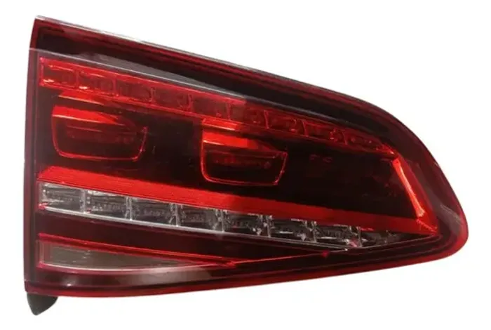 Lanterna Traseira Tampa Lado Esquerdo VW Golf 1.4 2014 2015 Motorista