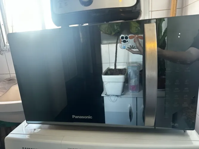Microondas Panasonic - 30L inox