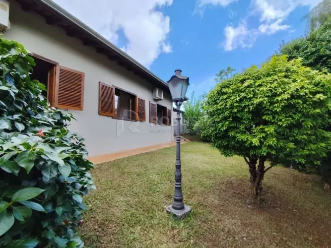 Casa Diferenciada à Venda no Jardim Paraíso  Botucatu/SP