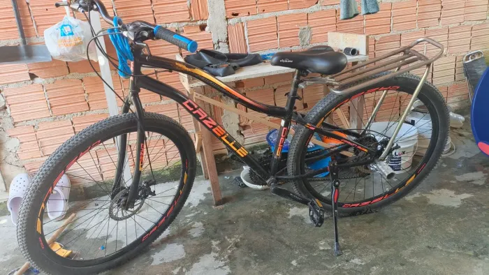 Vende-se essa bicicleta c/freio a disco