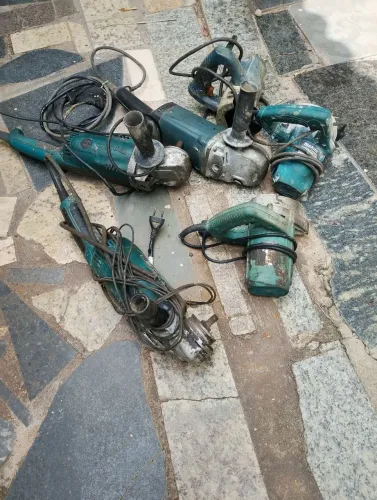 Lixadeiras e Makitas usadas