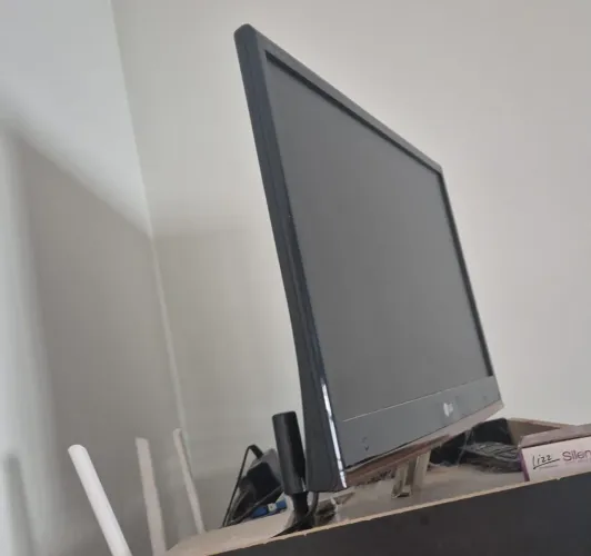 Vendo TV 32 polegadas
