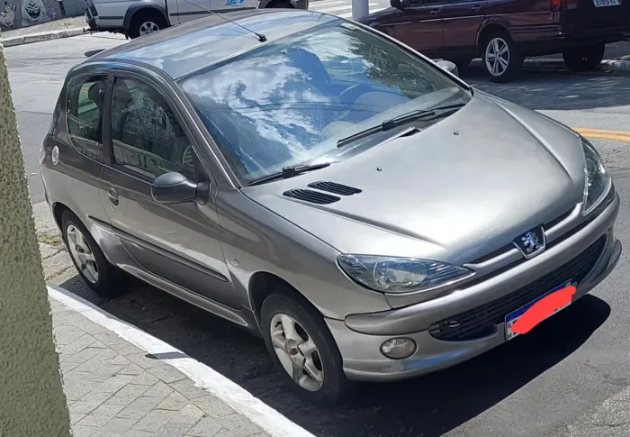 Peugeot 206 Soleil/quiksilver 1.0 16V 3P 2002