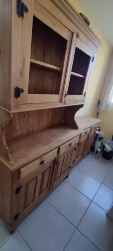 Armário Cozinha c/ Cristaleira 1,20(L). R$1,300