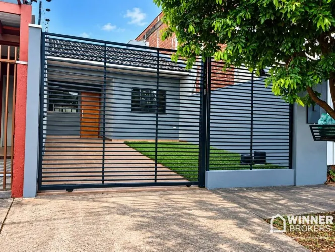 Casa com 2 dormitórios à venda, 65 m² por R$ 290.000,00 - Jardim Novo Bertioga - Sarandi/P