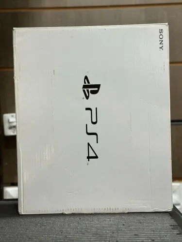 PlayStation 4 1TB / Garantia / Loja física