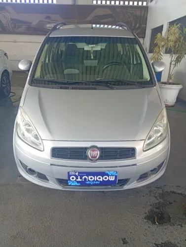 Fiat Idea Attractive 1.4 Fire Flex 8V 5P 2012