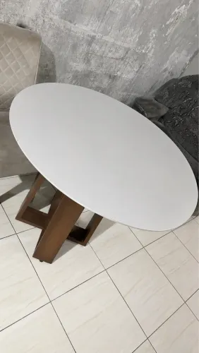 base de mesa com avarias