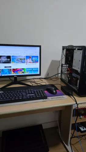 Computador Dell i3 2°geração, 8gb de RAM, SSD 240gb + HD 500 e leitor de DVD