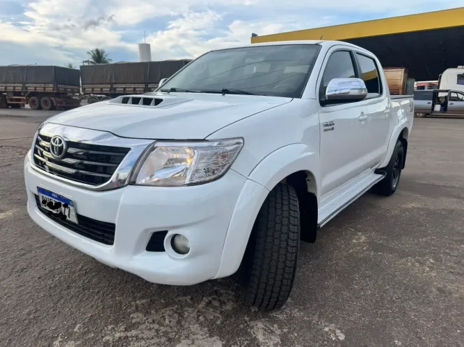 Toyota Hilux CD SRV D4-d 4X4 3.0 TDI Diesel AUT 2015