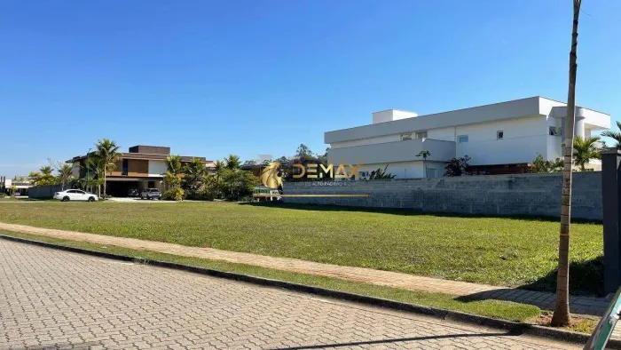 Terreno de Condomínio, Condomínio Chácara Serimbura, São José dos Campos - R$ 5.9 mi, Cod: