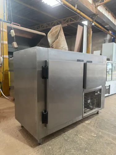 Balcão Refrigerado Inox Industrial 2 Portas / Geladeira Balcão em Aço Inox