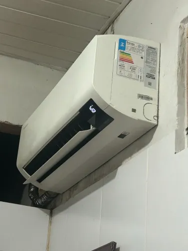 Ar condicionado 
