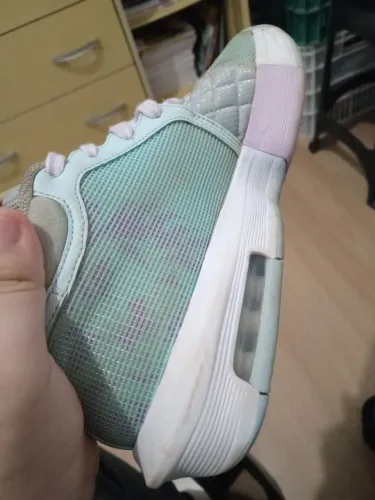 ? tênis Nike LeBron Witness 8