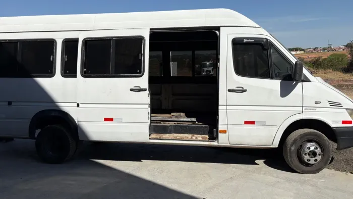 Mercedes-Benz Sprinter 413 Furgão Longo T.alto Diesel 2009