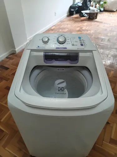 Máquina de lavar Eletrolux 10,5kg